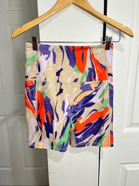 NWT DSG Momentum High Rise Women’s Compression 7” Inseam Sz S Bike Shorts